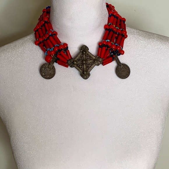 Antique Moroccan Berber Coral and Bead Choker Necklace - Picture 3 of 6